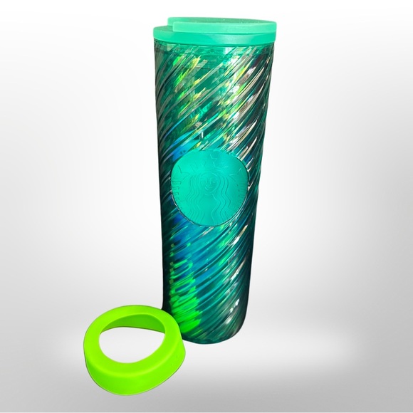 💚 Starbucks 2022 Holiday Candy Cane Swirl Tumbler with Lime Green Bumper NEW - Picture 2 of 12